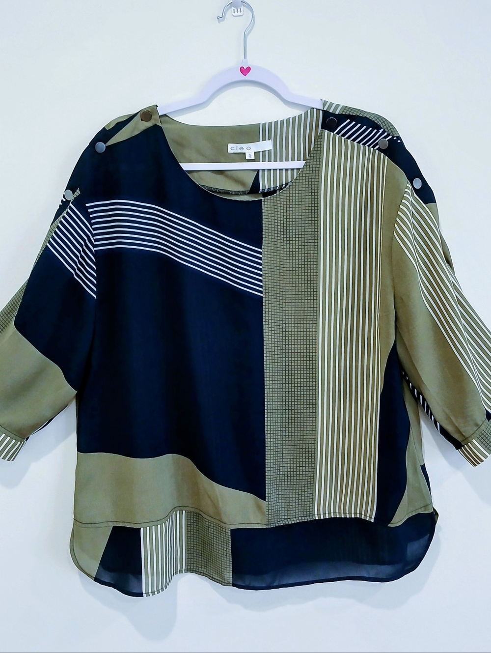 CLEO  Sage Green and Navy  Blouse Shoulder Buttons Sz XL - Picture 2 of 14